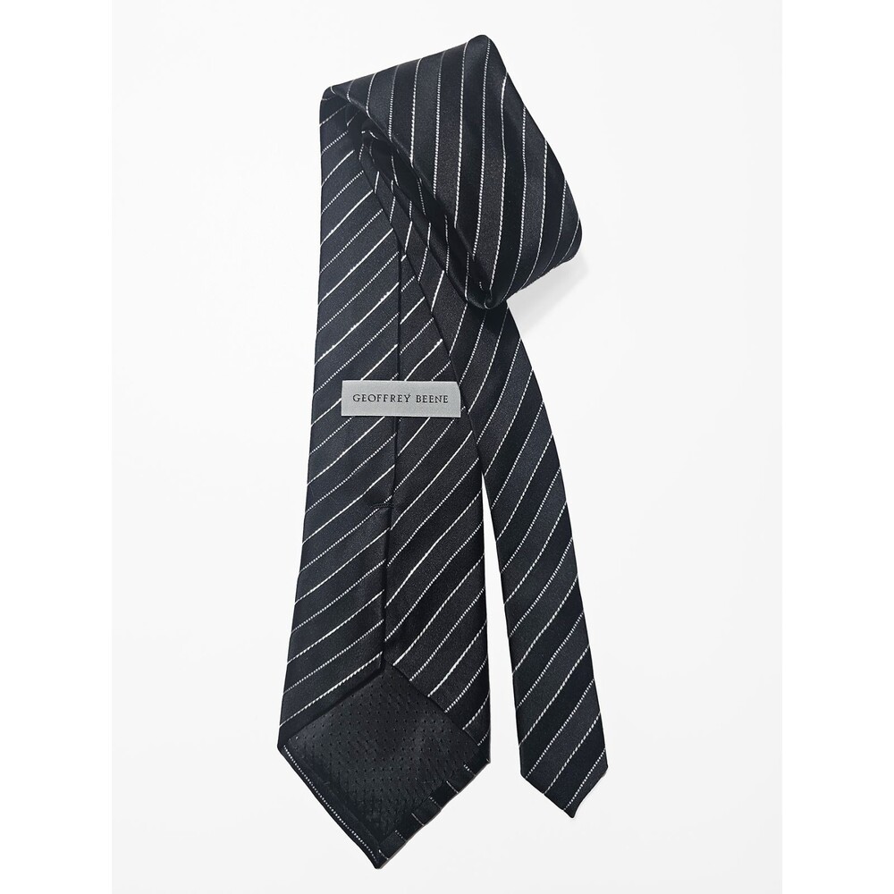 Geoffrey Beene Black Dark Gray Silver Metallic Classic Striped Handmade Silk Tie